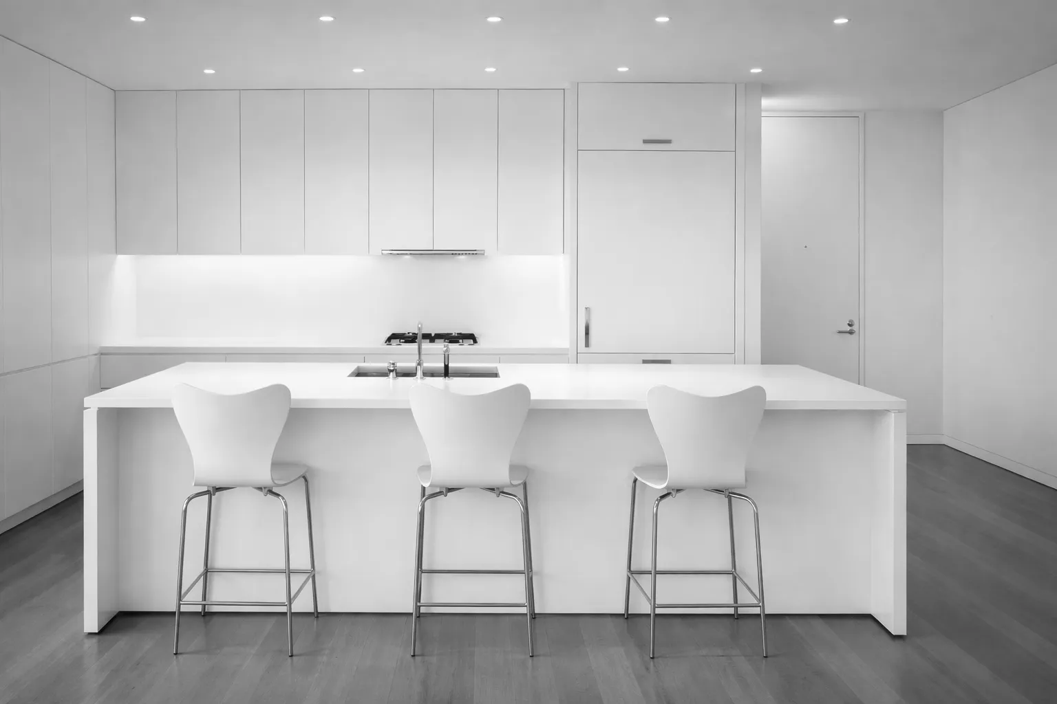 Luxury Kitchen Renovation NYC - High-end Interior Design